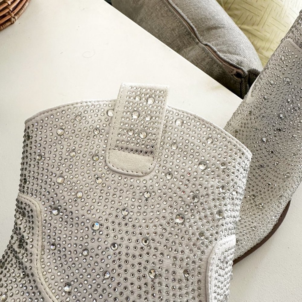 NEW🔥 White Silver Rhinestone Crystal Cowgirl Cowboy Western Ankle Booties Boots - Picture 6 of 6